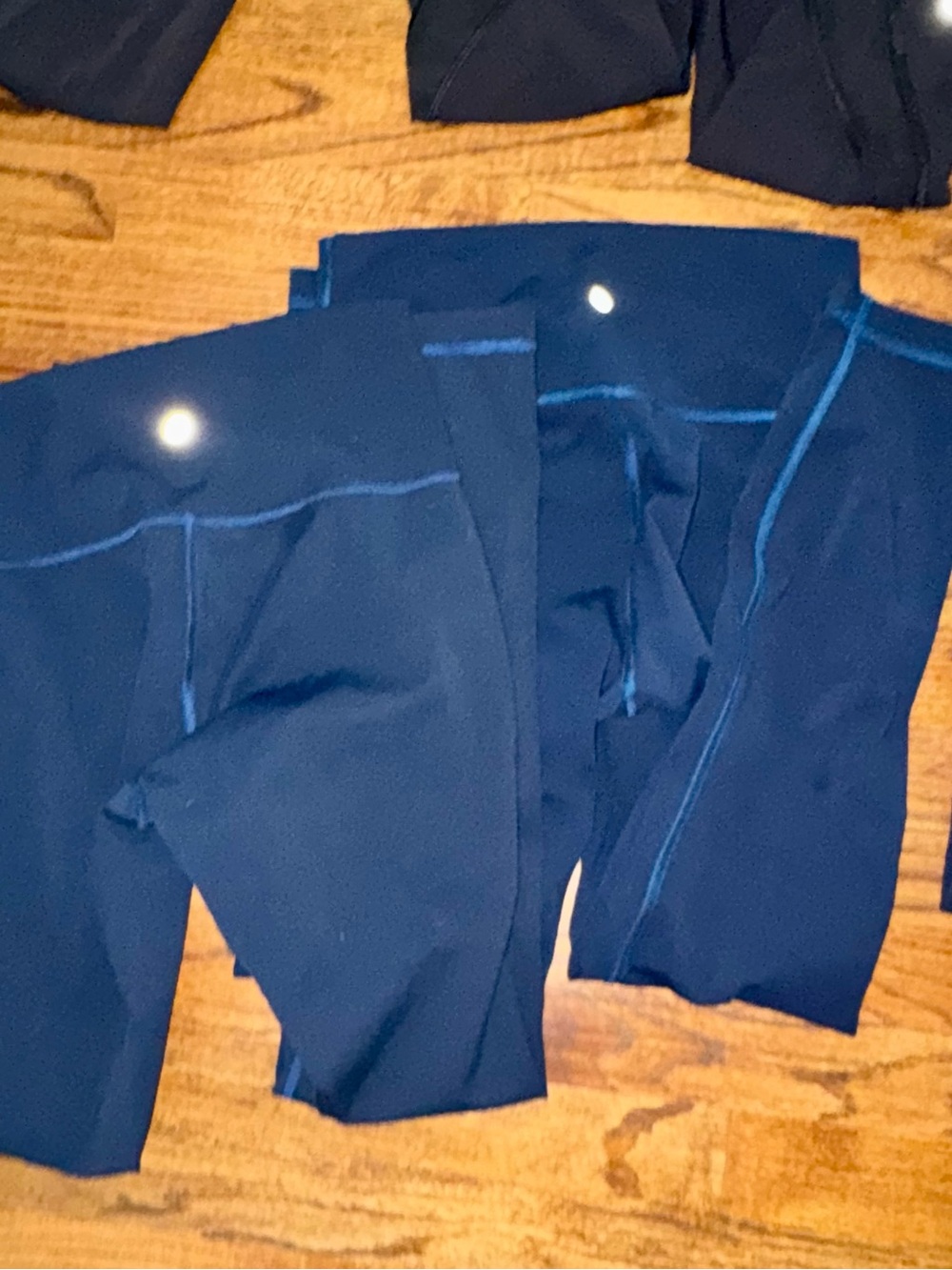 Lululemon Wunder Under 2 pairs of Navy Blue Active Leggings size 6 - 25” length